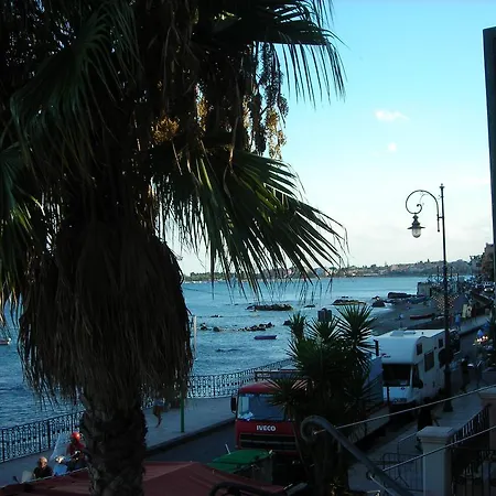 Regina Giardini Naxos